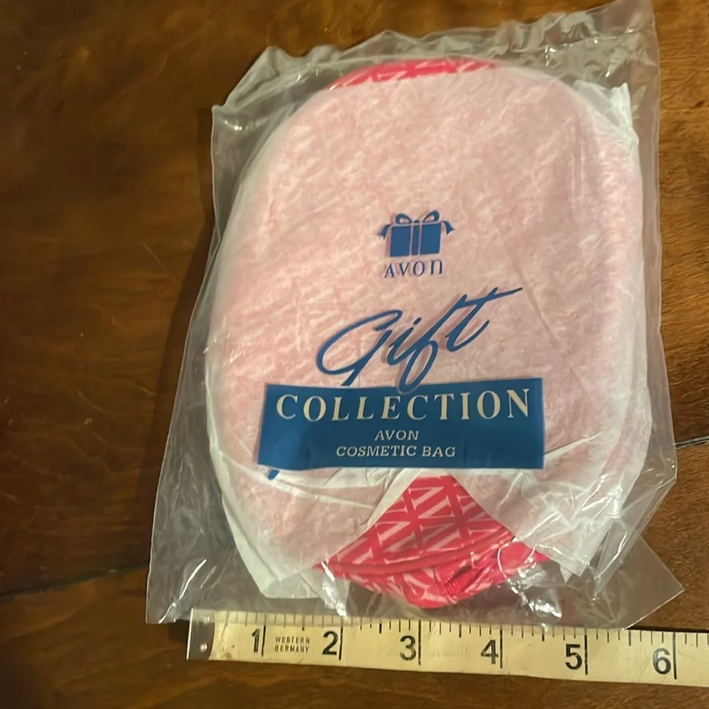Avon Gift Collection 1993 Pink Make Up Travel Cosmetic Bag